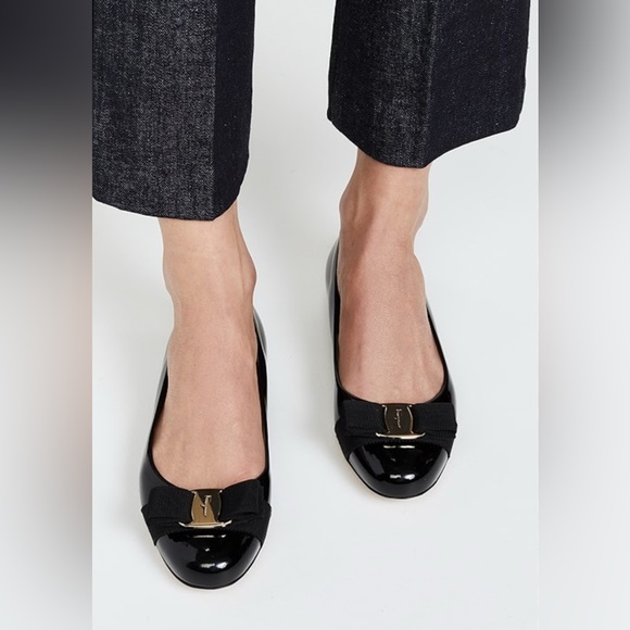 Salvatore Ferragamo Shoes - Salvatore Ferragamo Black Patent Leather Flats with Ferragamo Signature Bow, 9B